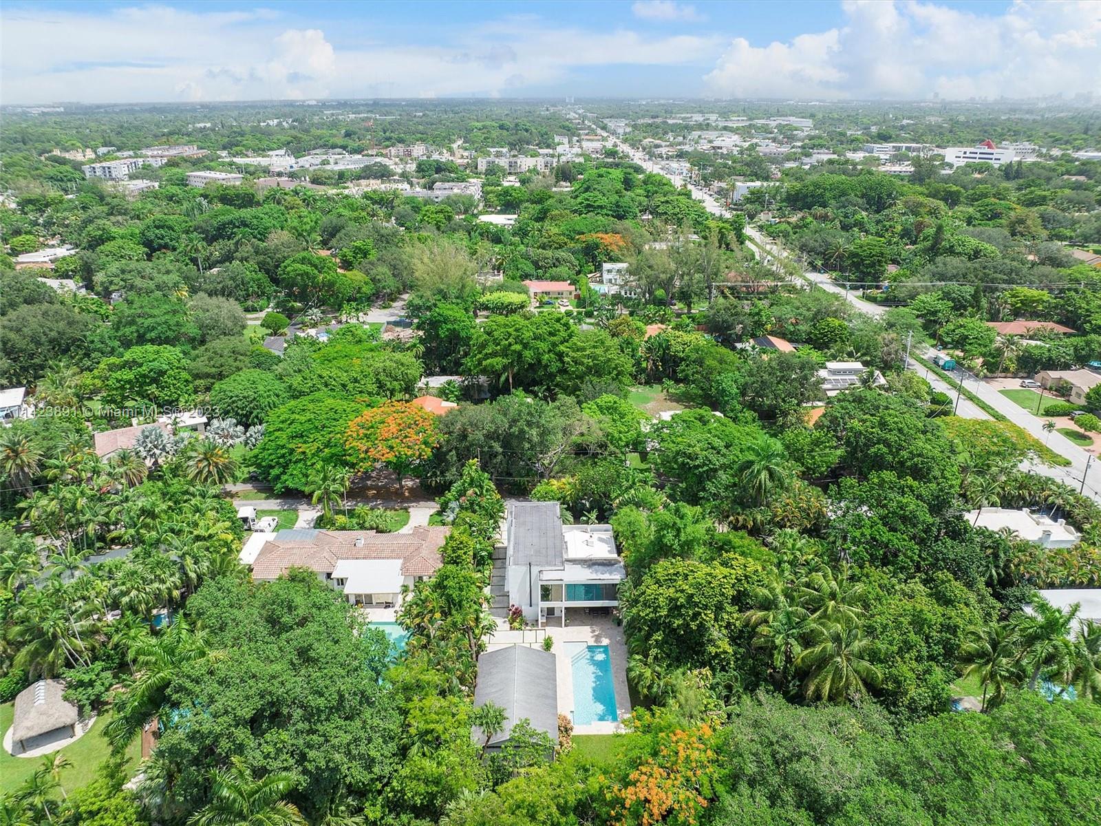 BISCAYNE PARK ESTATES - Residential