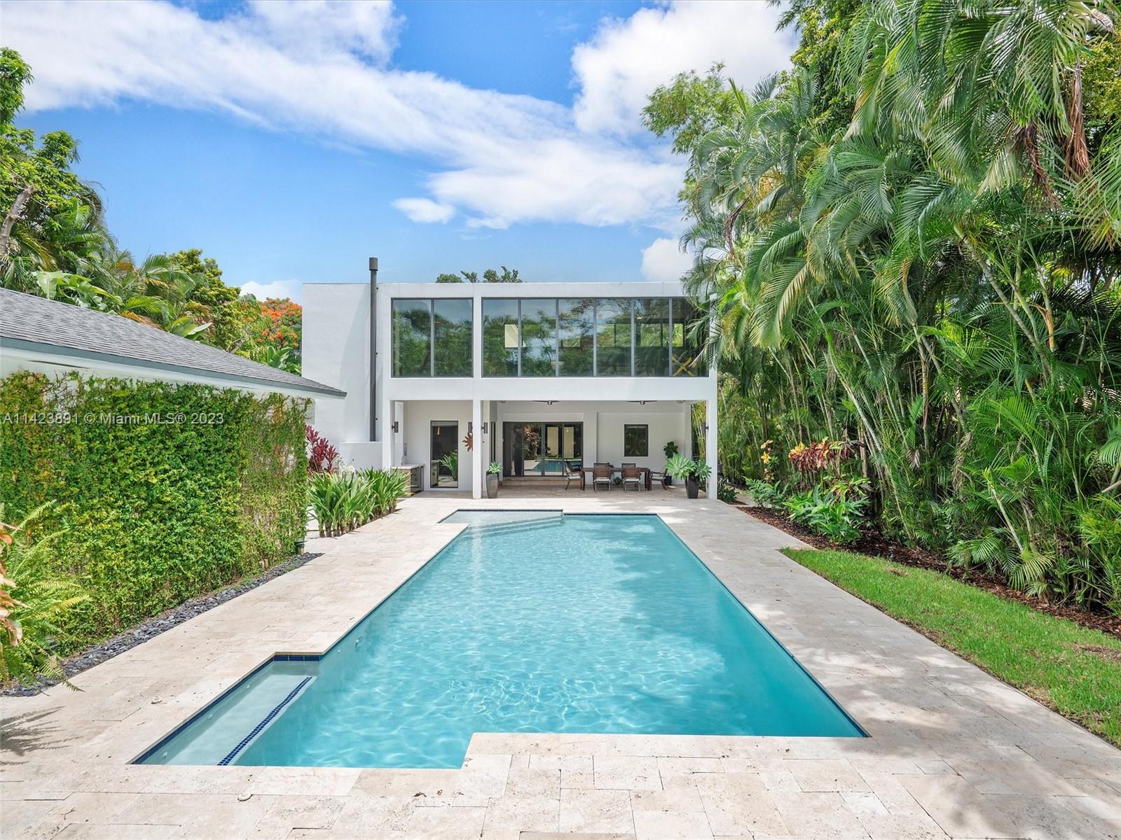 BISCAYNE PARK ESTATES - Residential