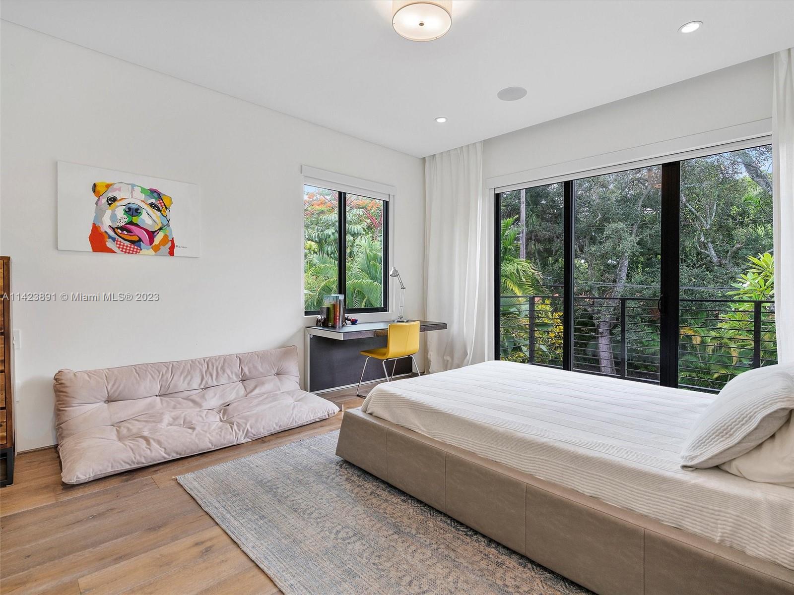 BISCAYNE PARK ESTATES - Residential