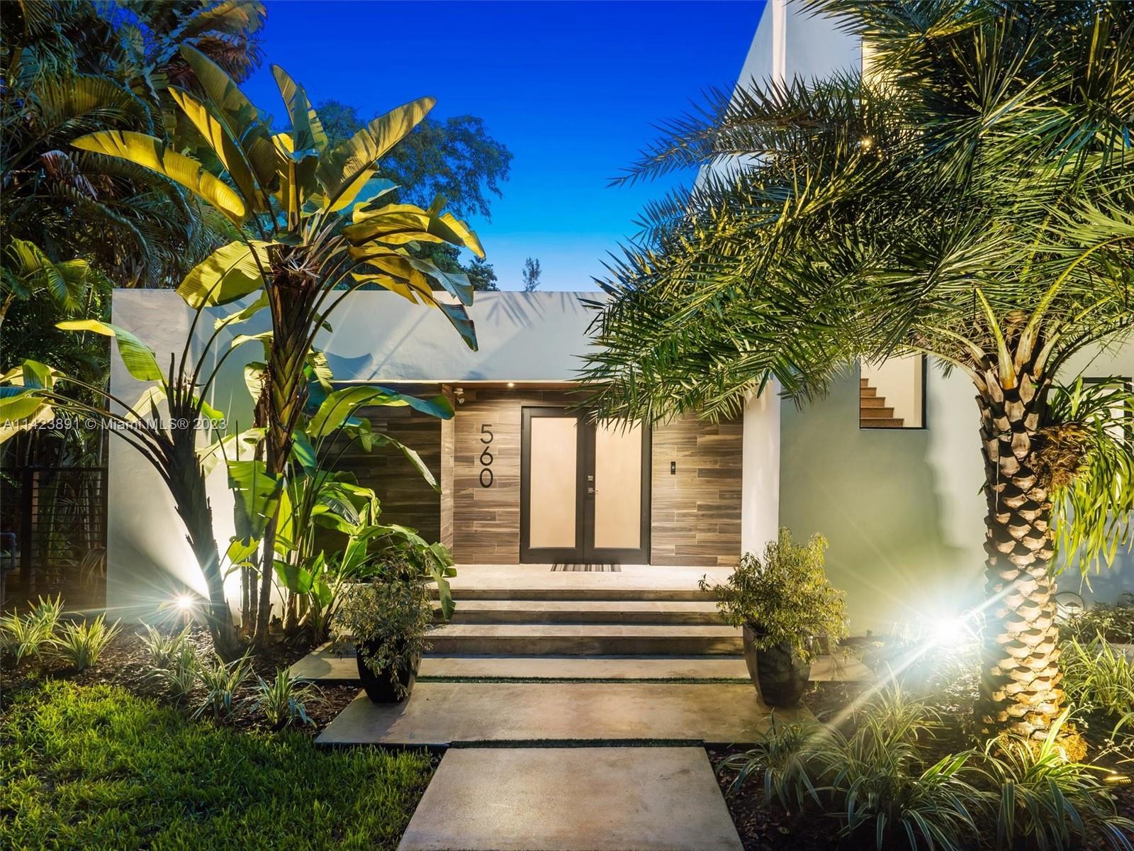 BISCAYNE PARK ESTATES - Residential