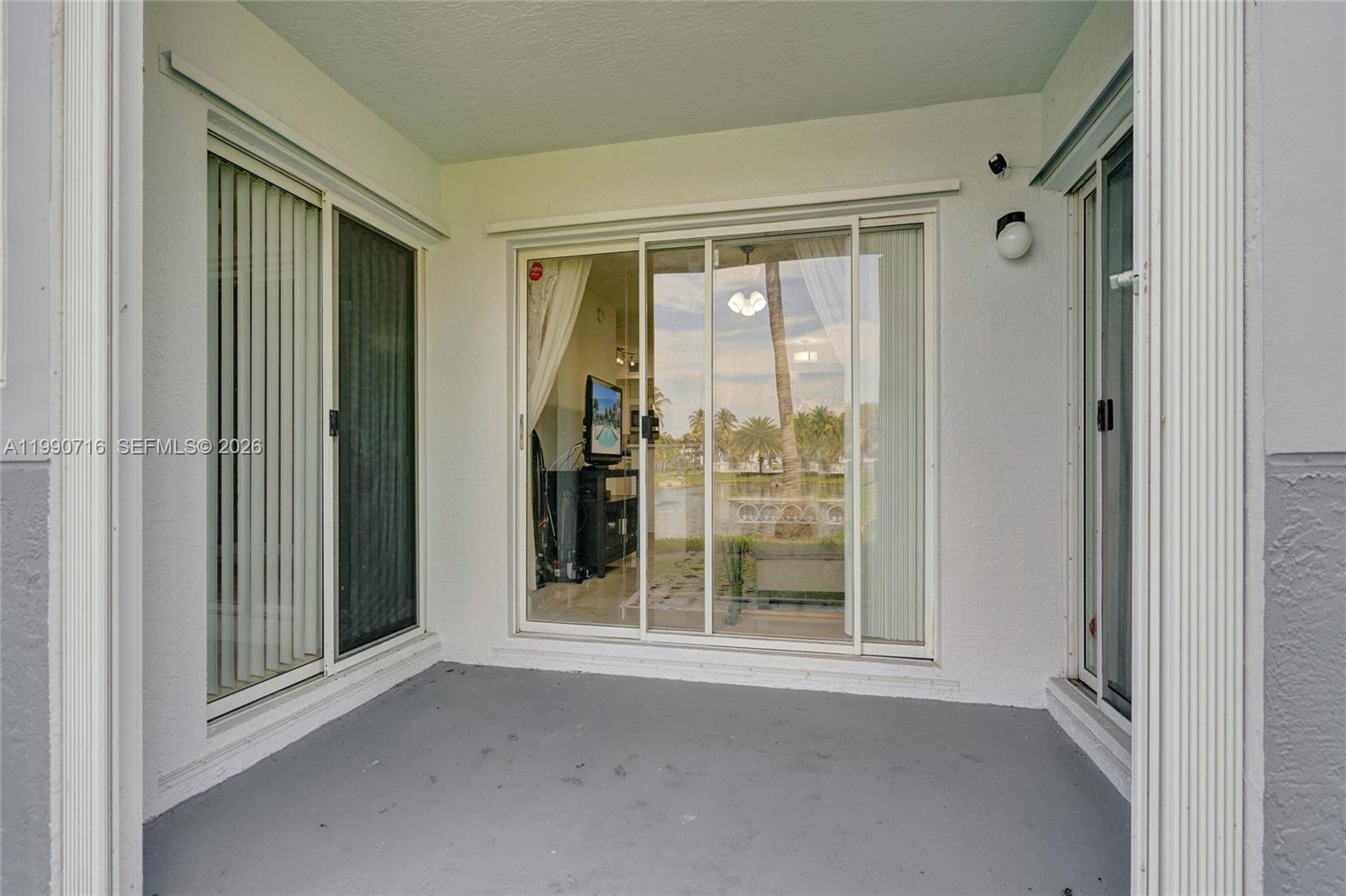 ROYAL GRAND CONDO - Residential