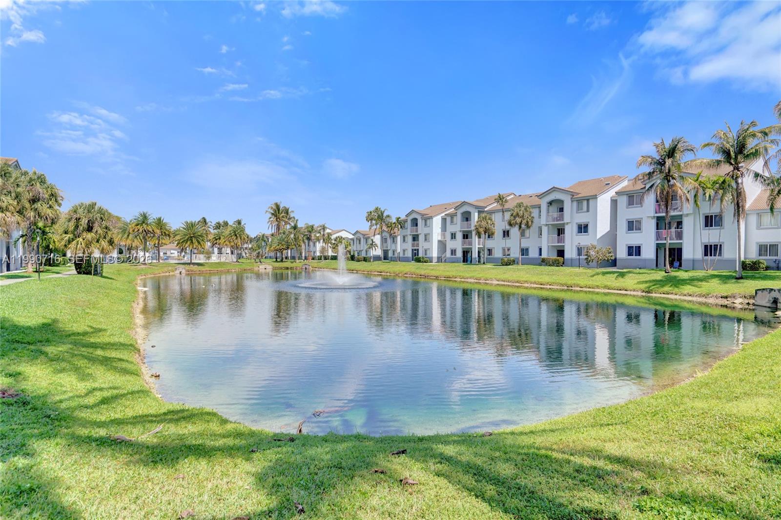 ROYAL GRAND CONDO - Residential