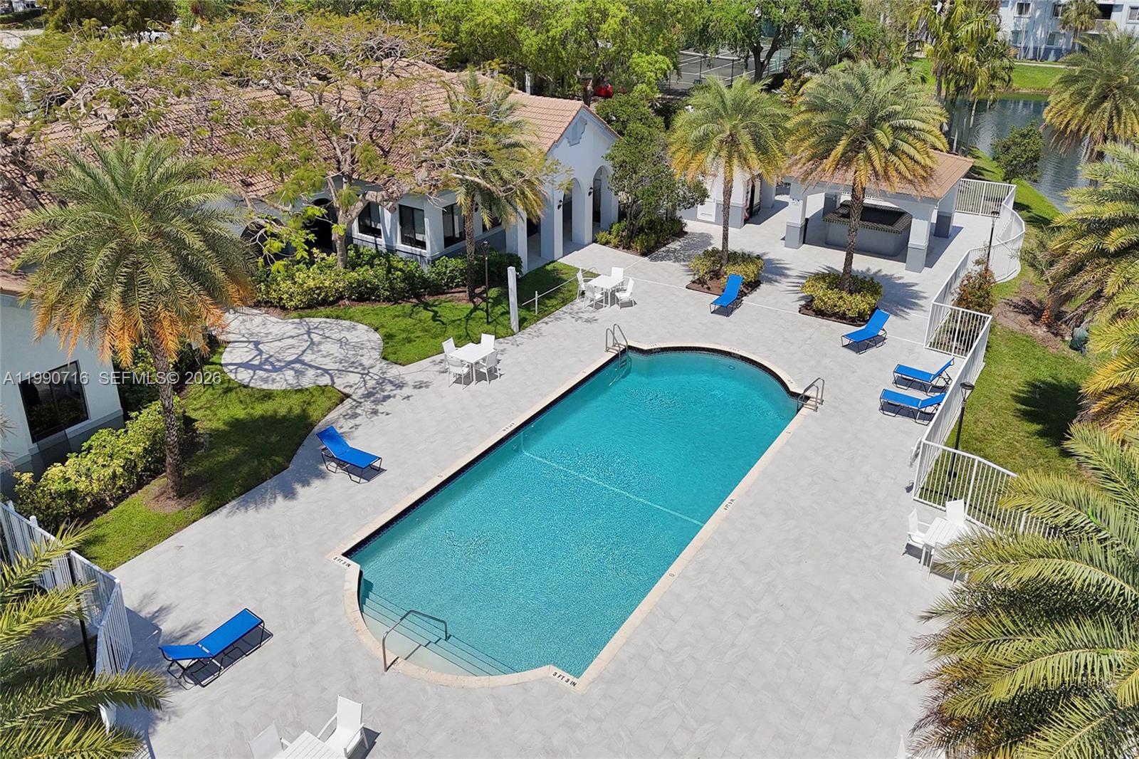 ROYAL GRAND CONDO - Residential