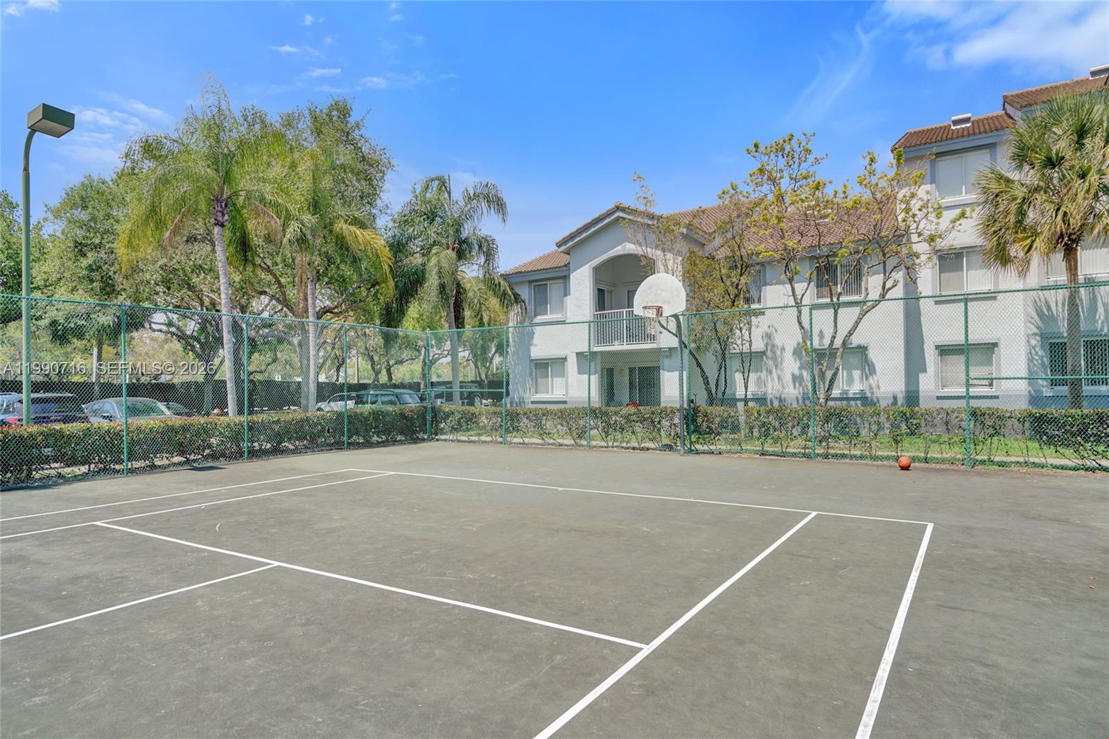 ROYAL GRAND CONDO - Residential