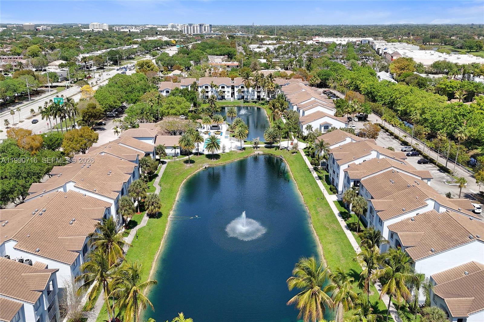 ROYAL GRAND CONDO - Residential