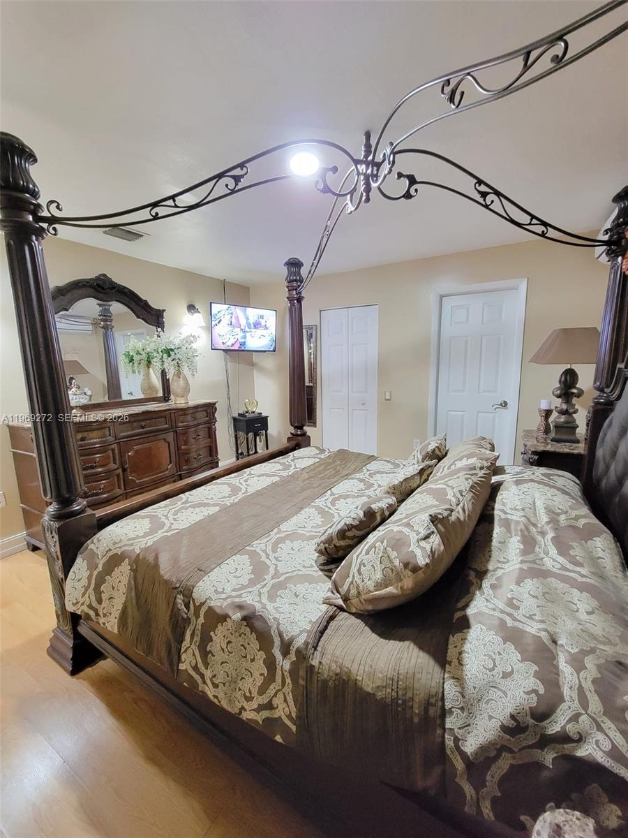 CHANTE-CLARE - Residential Lease