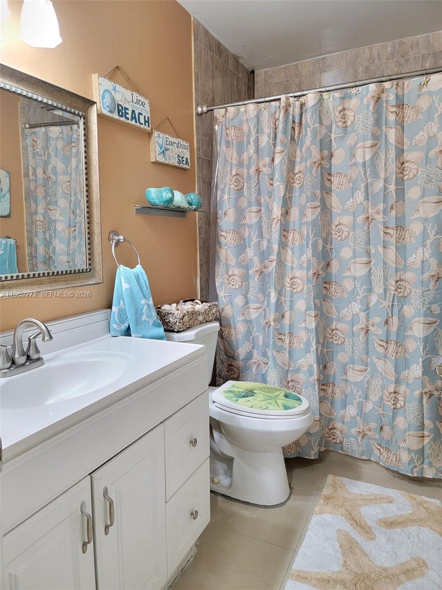 CHANTE-CLARE - Residential Lease