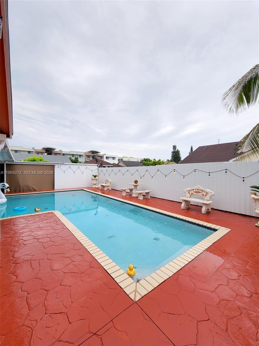 CHANTE-CLARE - Residential Lease