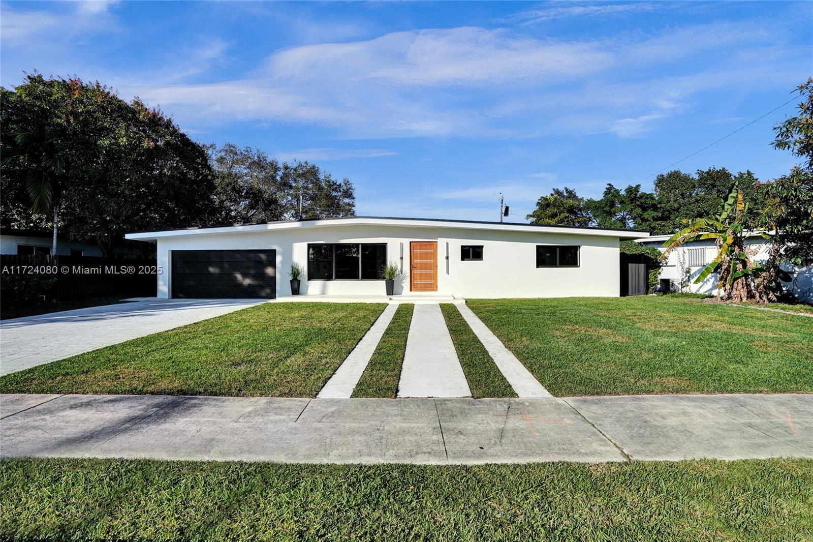 Property for Sale at 1941 Ne 186th Dr, North Miami Beach, Miami-Dade County, Florida - Bedrooms: 5 
Bathrooms: 3  - $1,565,000