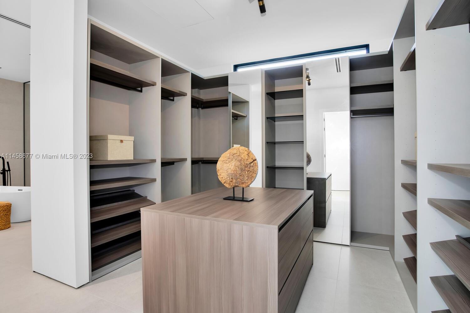 SUNILAND ESTATES - Residential