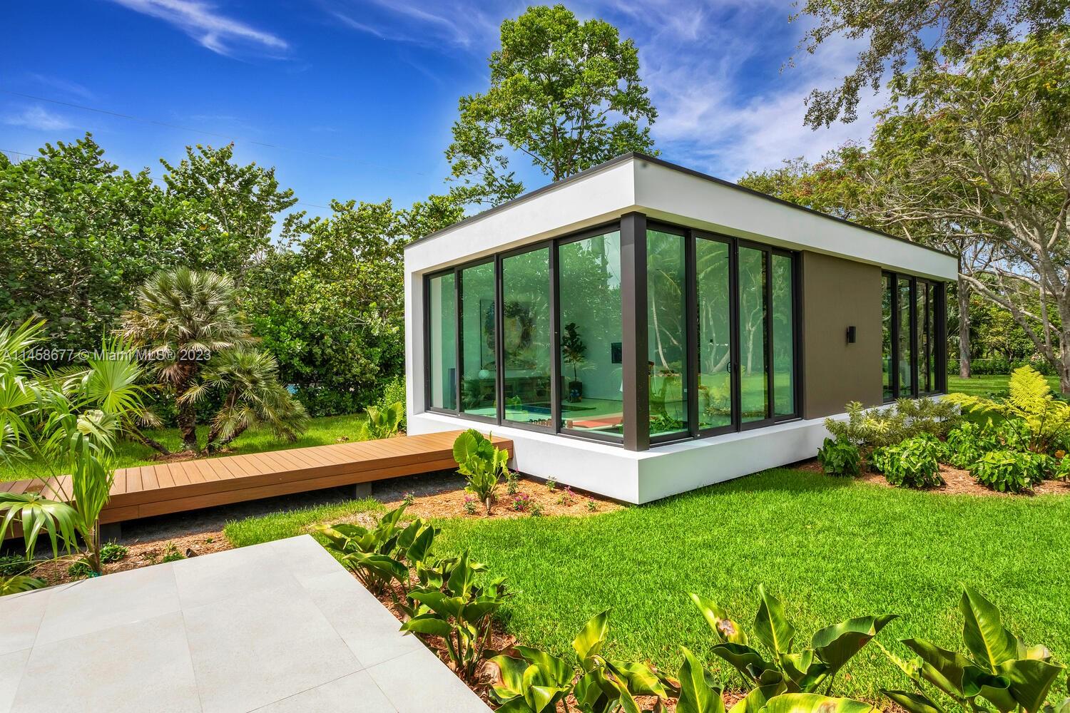 SUNILAND ESTATES - Residential