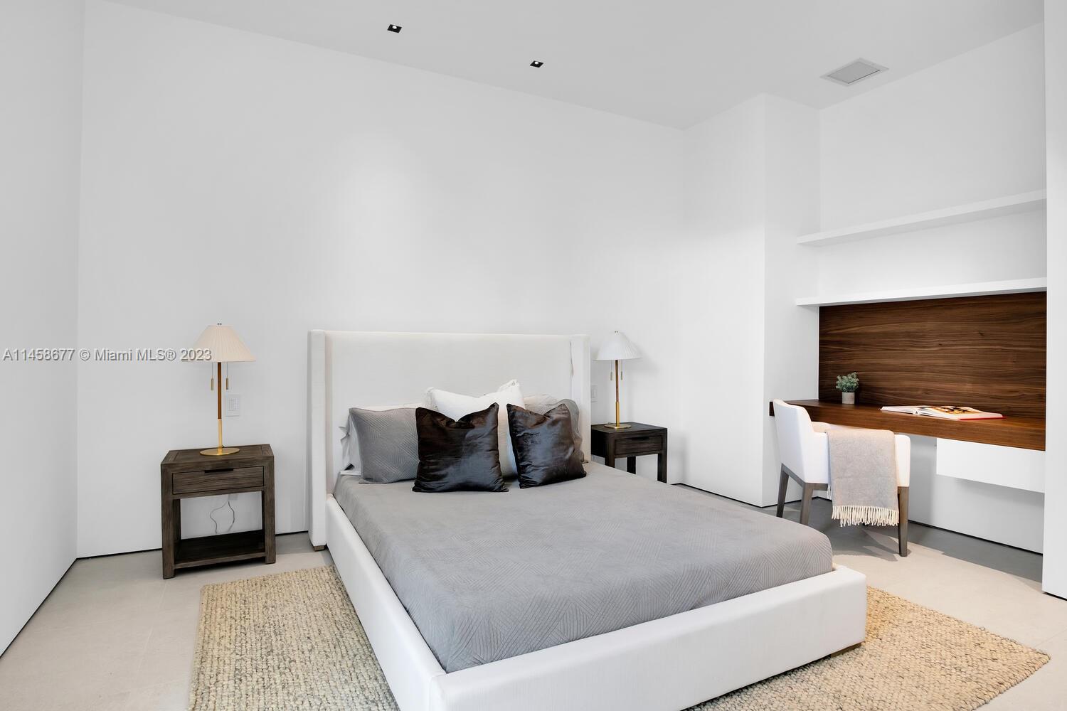 SUNILAND ESTATES - Residential