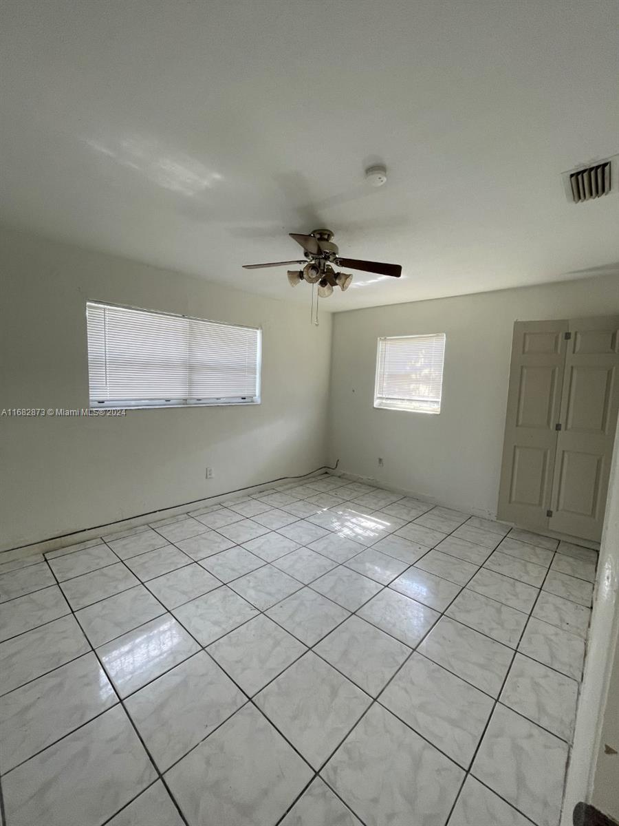WASHINGTON PARK FOURTH AD - Residential Lease