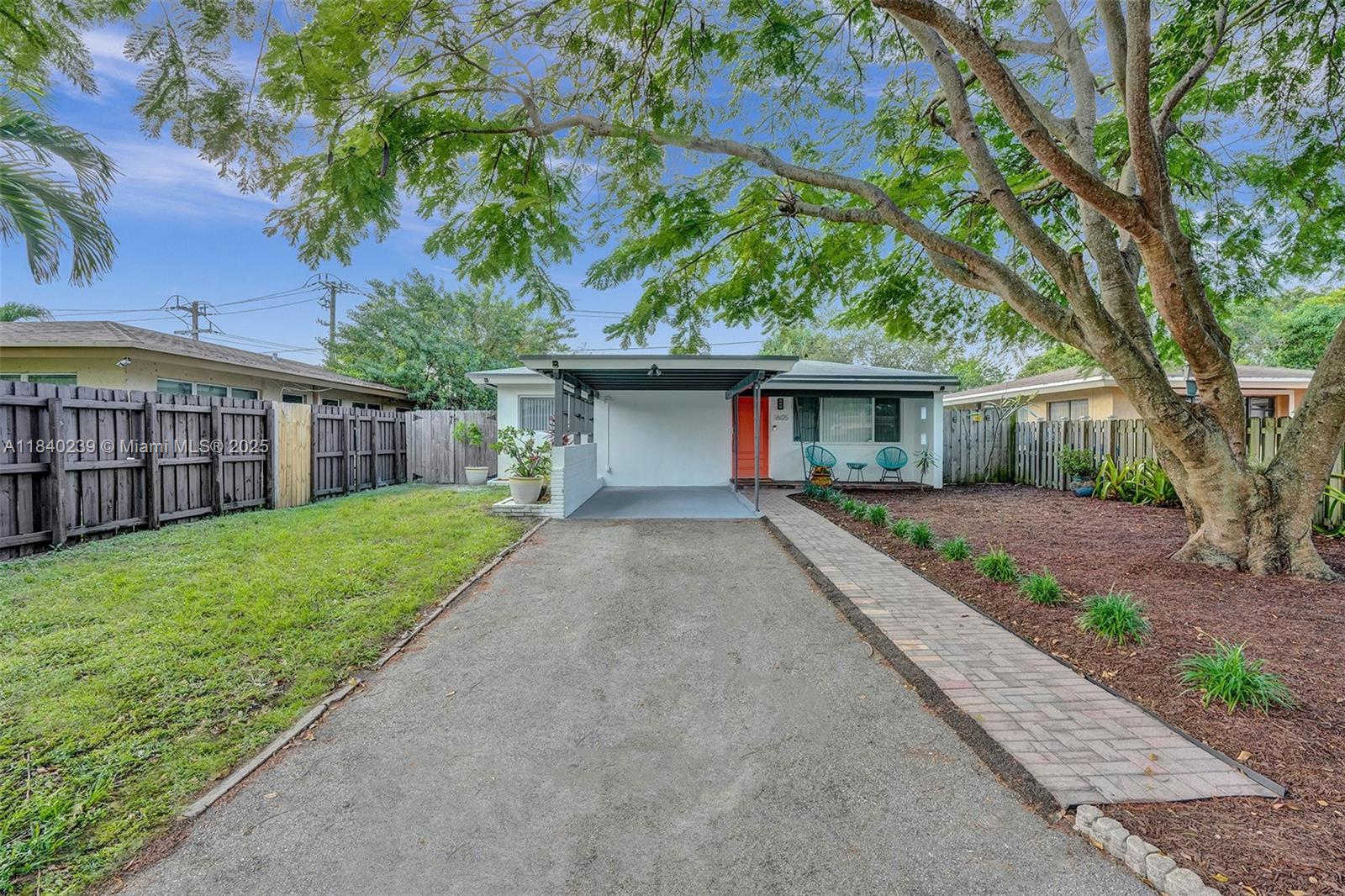 1605 NW 7th Ter