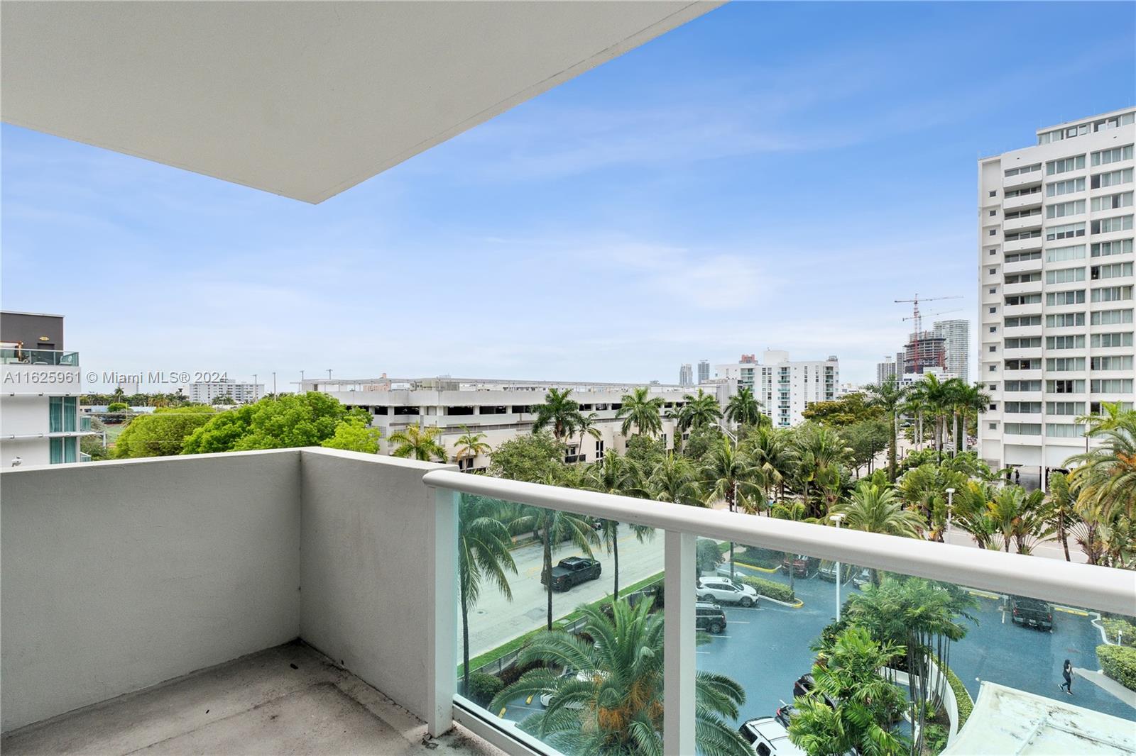 Property for Sale at 1200 West Ave 515, Miami Beach, Miami-Dade County, Florida - Bedrooms: 1 
Bathrooms: 2  - $450,000