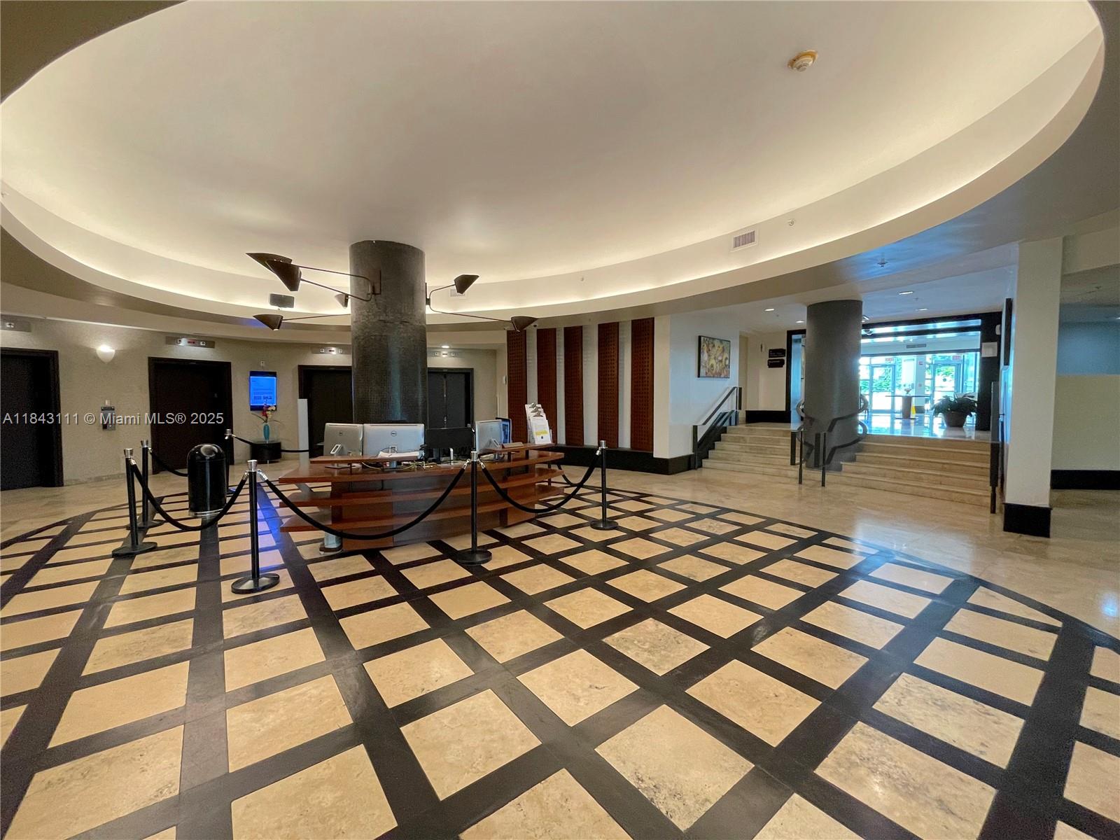 1500 Bay Rd 808S, Miami Beach, FL, 33139/$400,000 1 1500 Bay Rd 808S