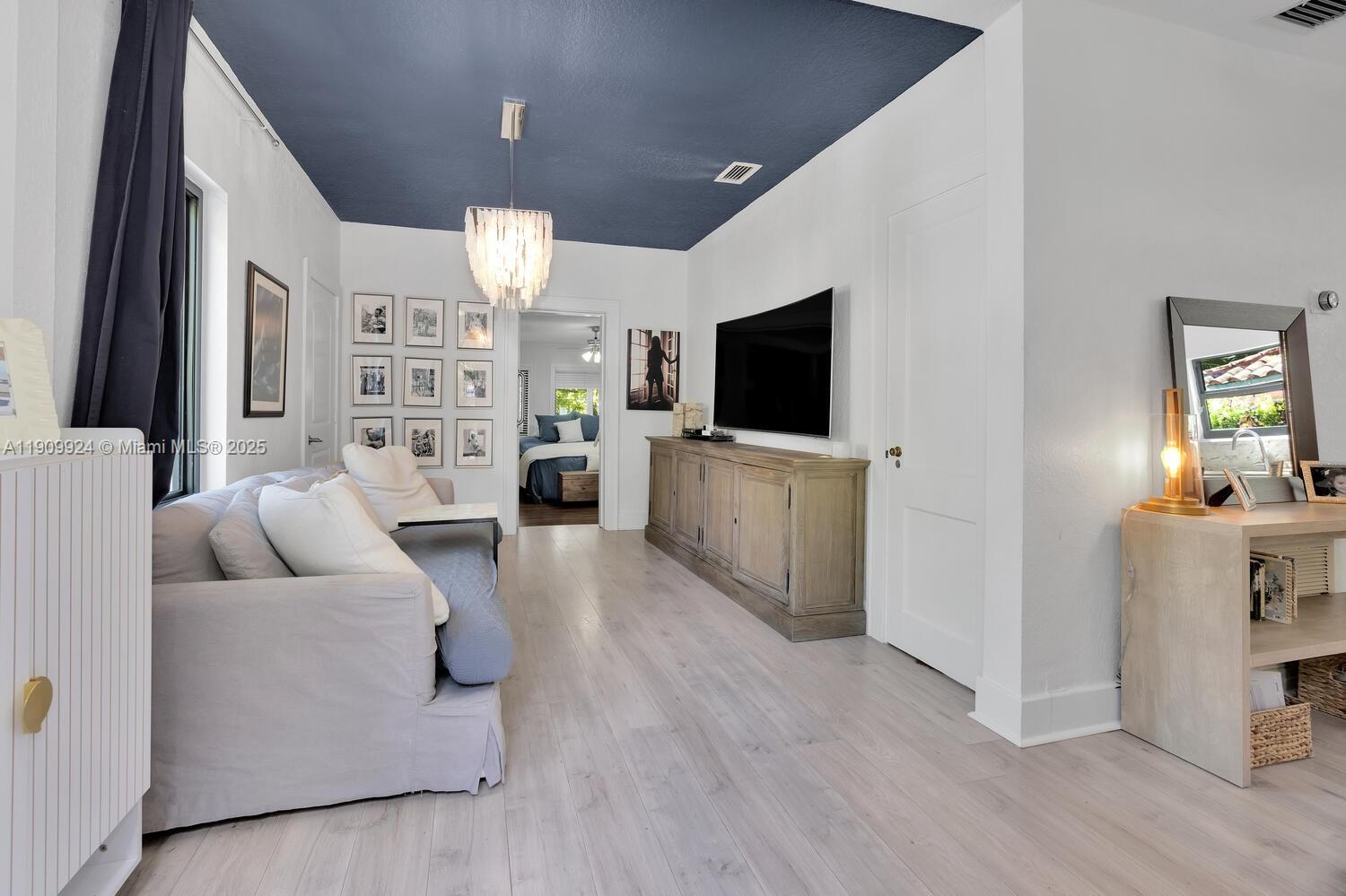 C GAB GRANADA SEC REV - Residential