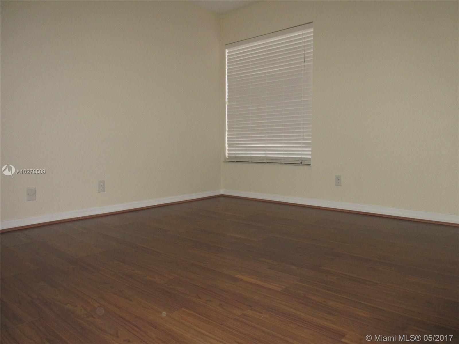 NOVA NORTH 3 BLDG 14 - Residential Lease