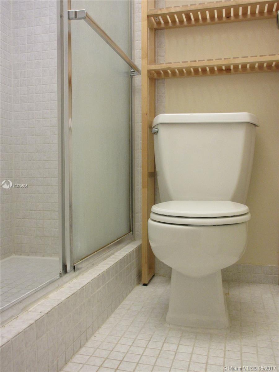 NOVA NORTH 3 BLDG 14 - Residential Lease