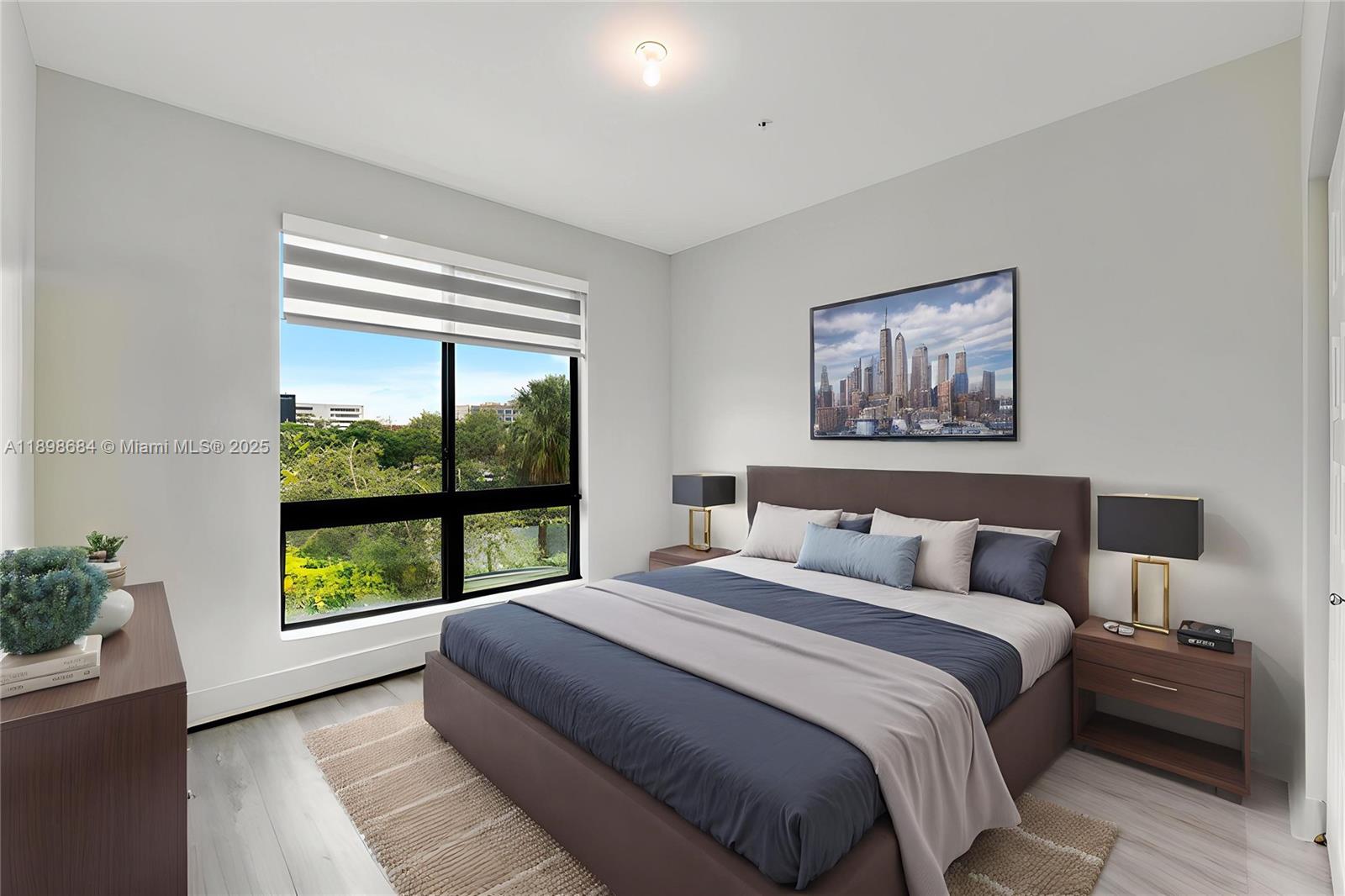 DOWNTOWN DORAL SOUTH PHAS - Residential Lease