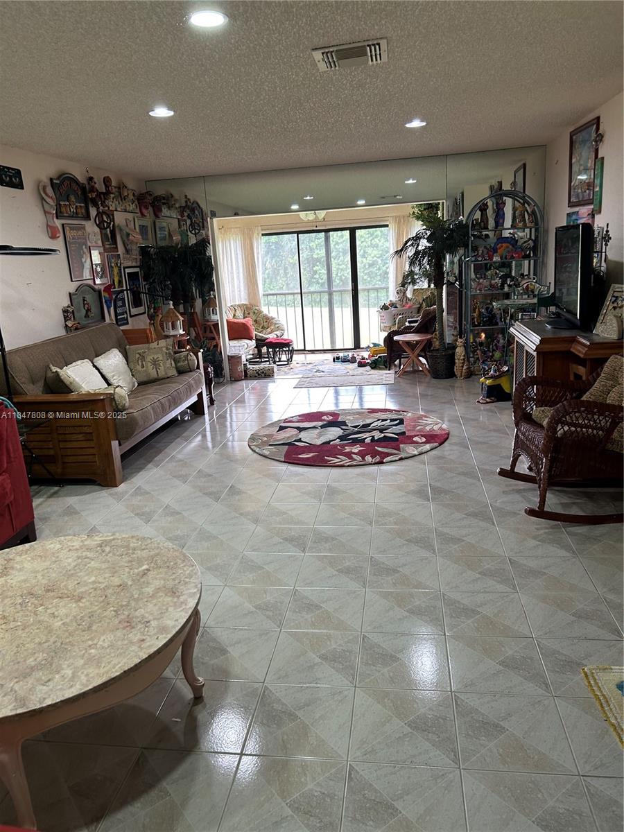 CYPRESSES OF BOCA LAGO CO - Residential Lease