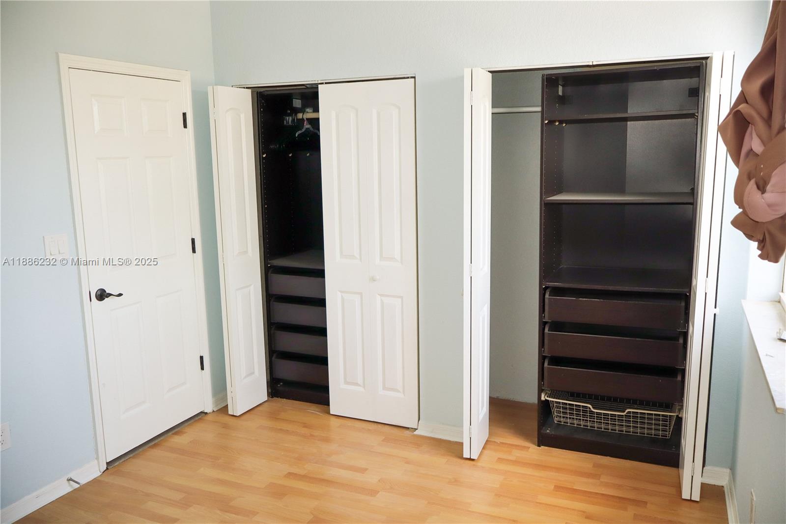VILLAS DE TUSCANY CONDO - Residential Lease