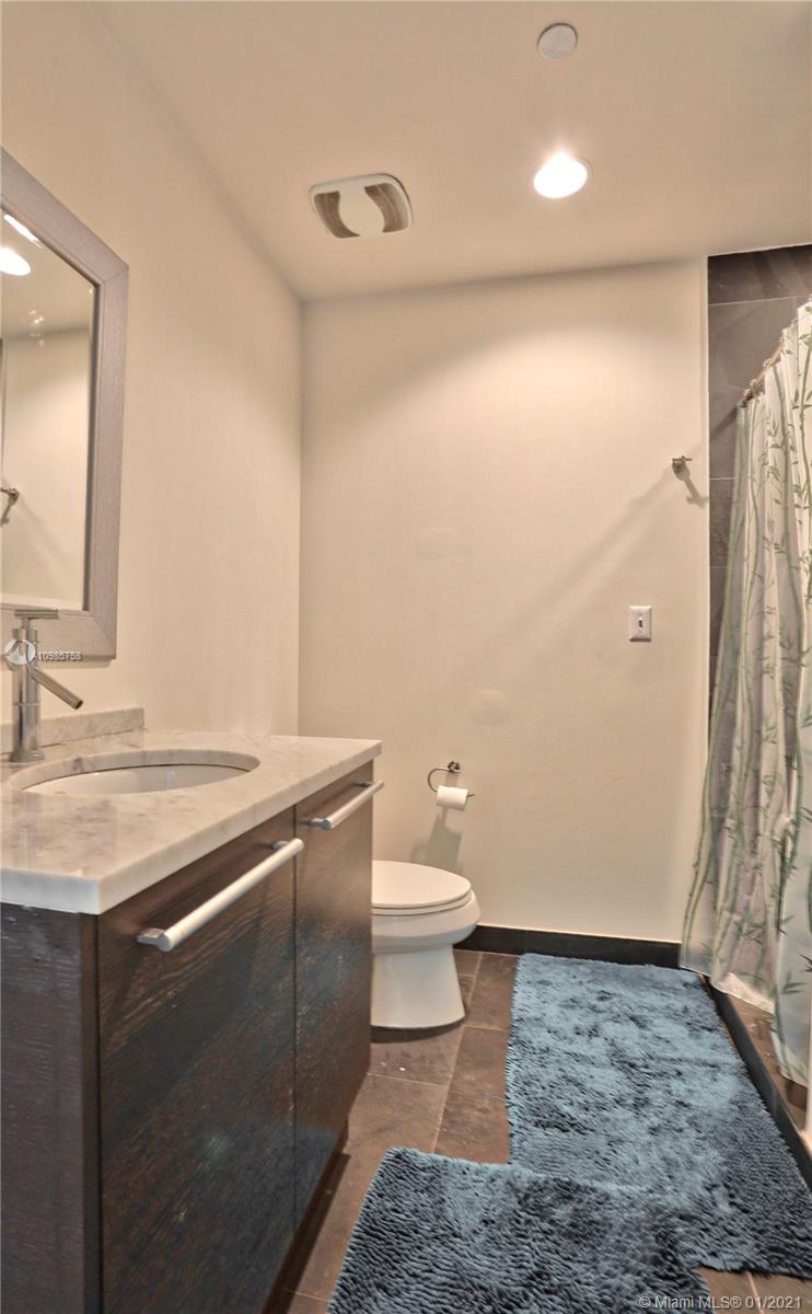 900 BISCAYNE BAY - Residential Lease