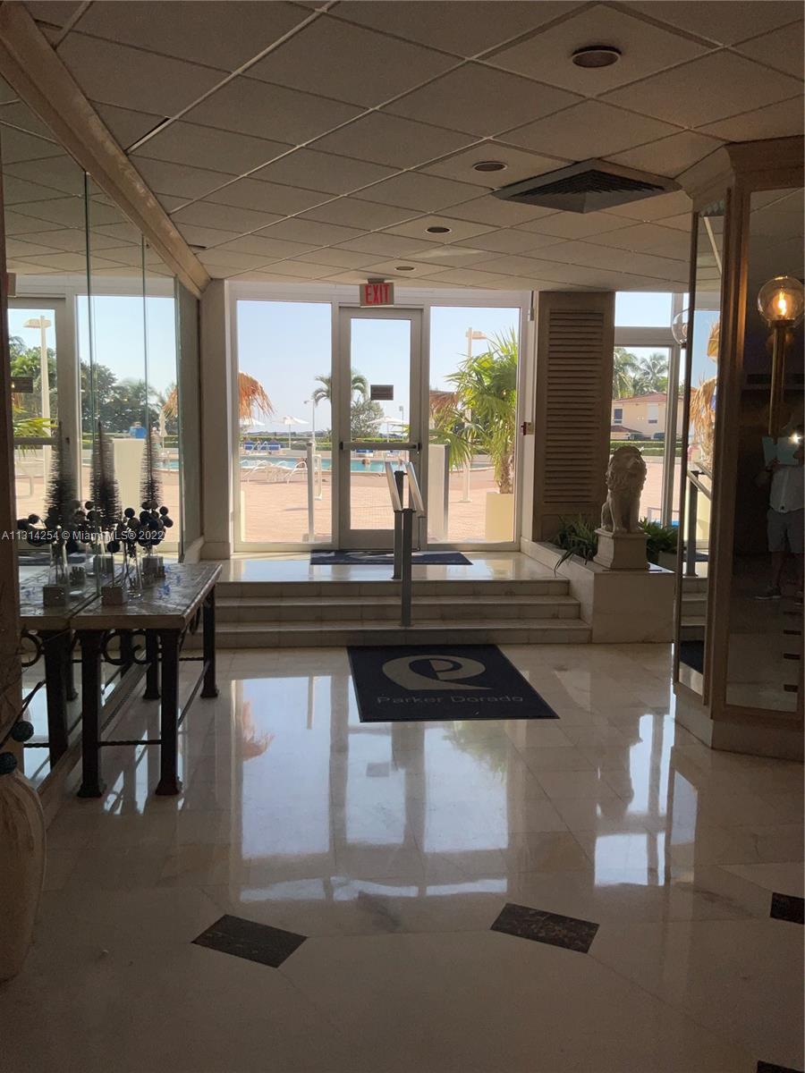 PARKER DORADO CONDO - Residential