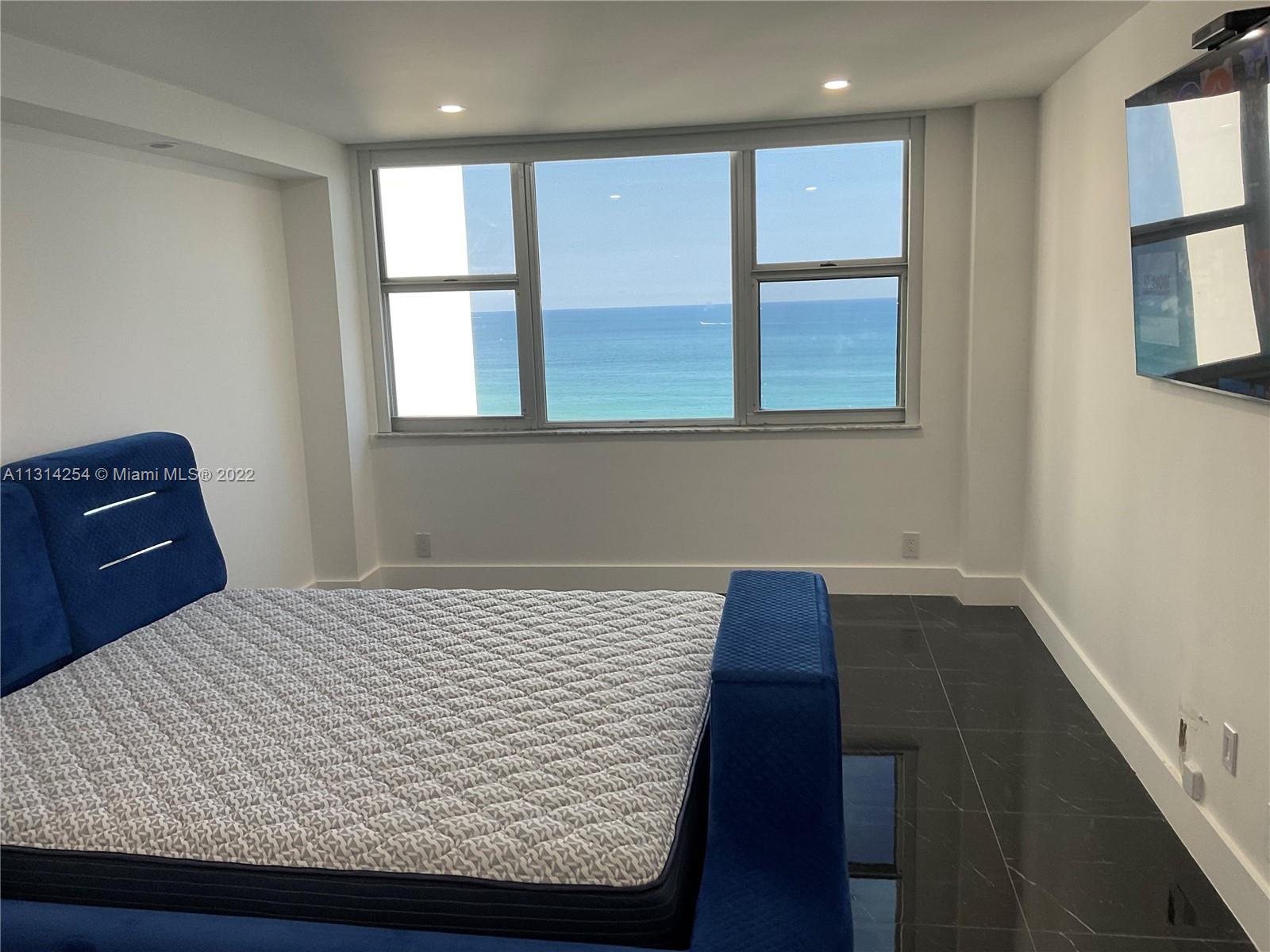 PARKER DORADO CONDO - Residential