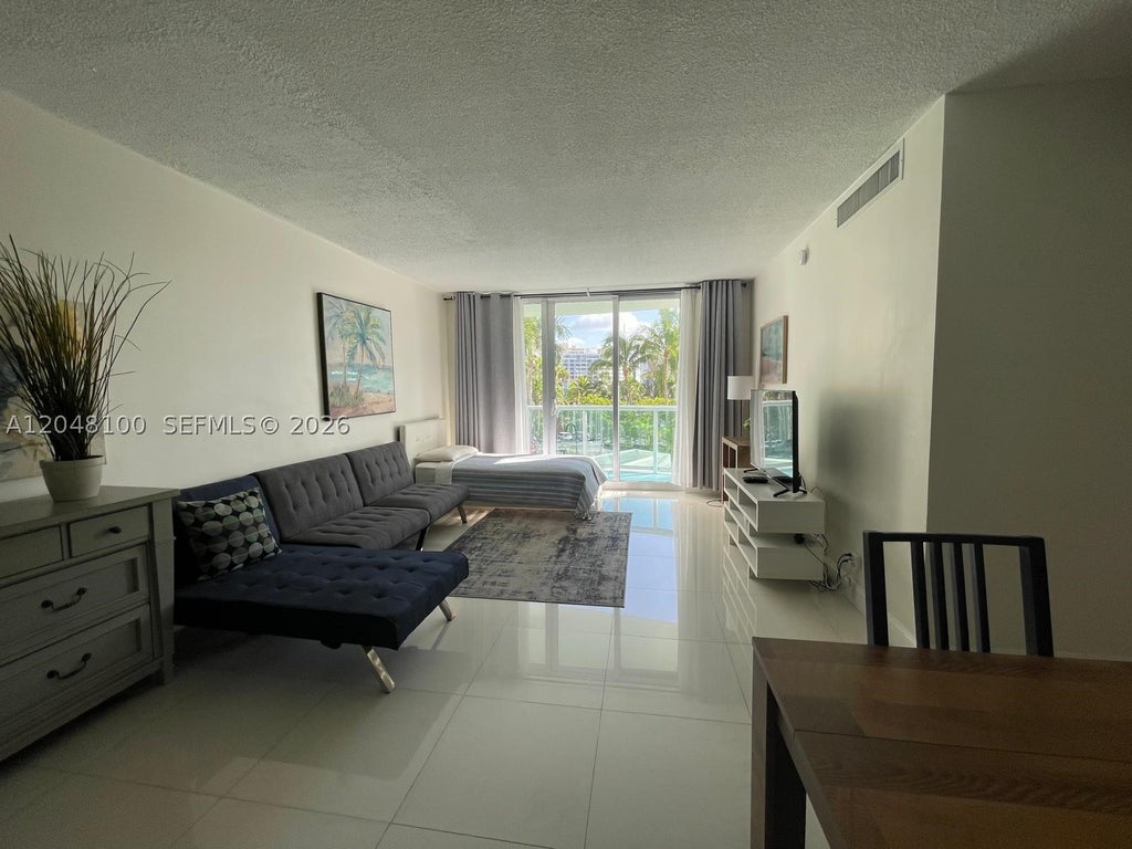 Photo of 3901 S Ocean Dr #3U, Hollywood, FL 33019 (MLS # A12048100)