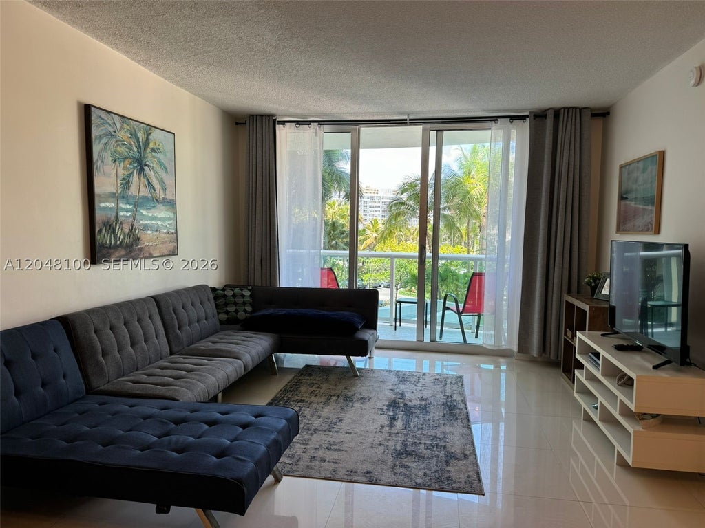 Photo of 3901 S Ocean Dr #3U, Hollywood, FL 33019 (MLS # A12048100)