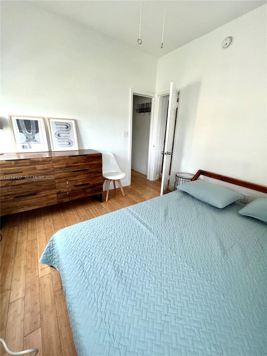 THE LOFTS AT COLLINS COND - Residential