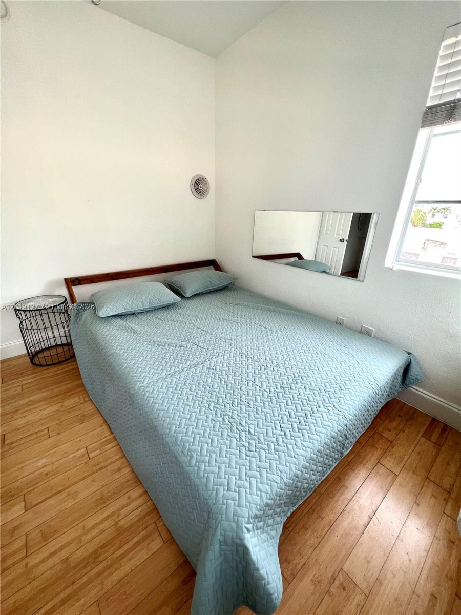 THE LOFTS AT COLLINS COND - Residential