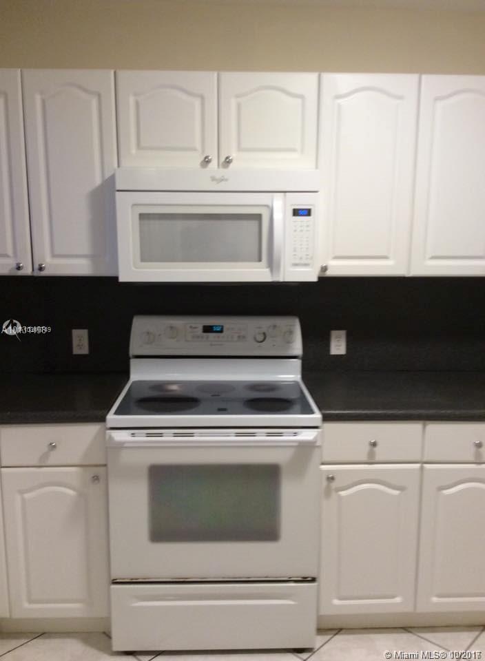 BONAVIDA CONDO - Residential Lease