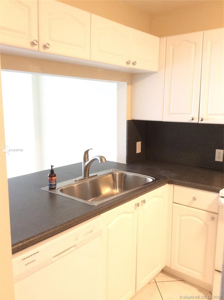 BONAVIDA CONDO - Residential Lease