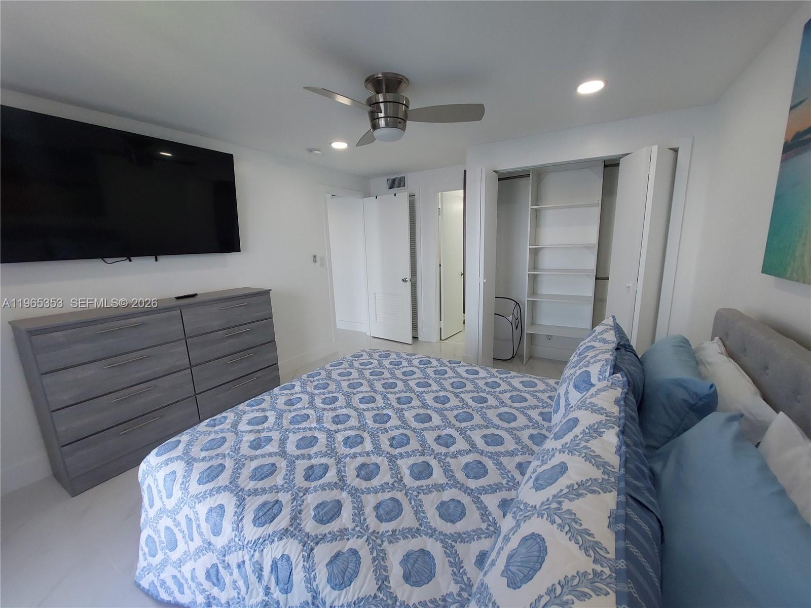 PARK LAYNE TOWERS CONDO - Residential Lease