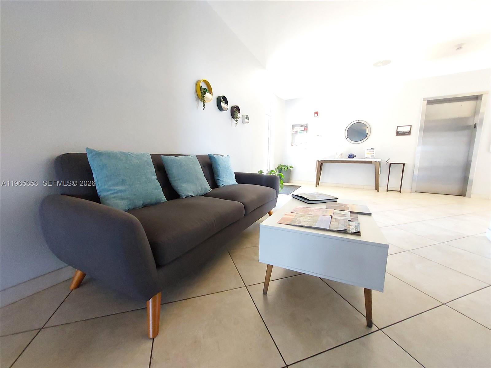 PARK LAYNE TOWERS CONDO - Residential Lease