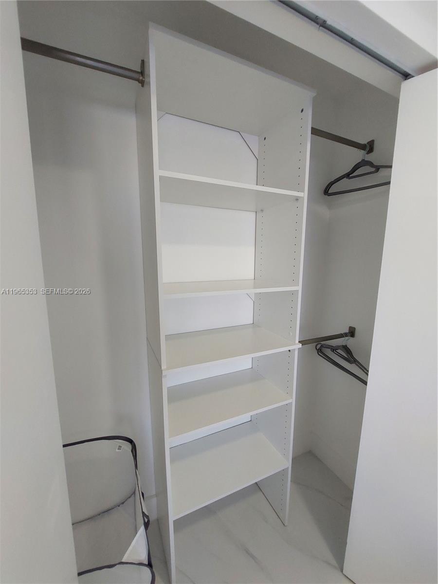 PARK LAYNE TOWERS CONDO - Residential Lease