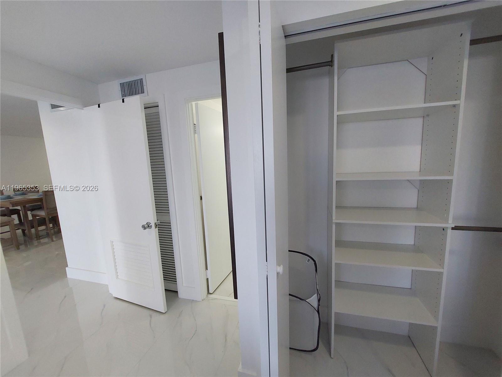 PARK LAYNE TOWERS CONDO - Residential Lease