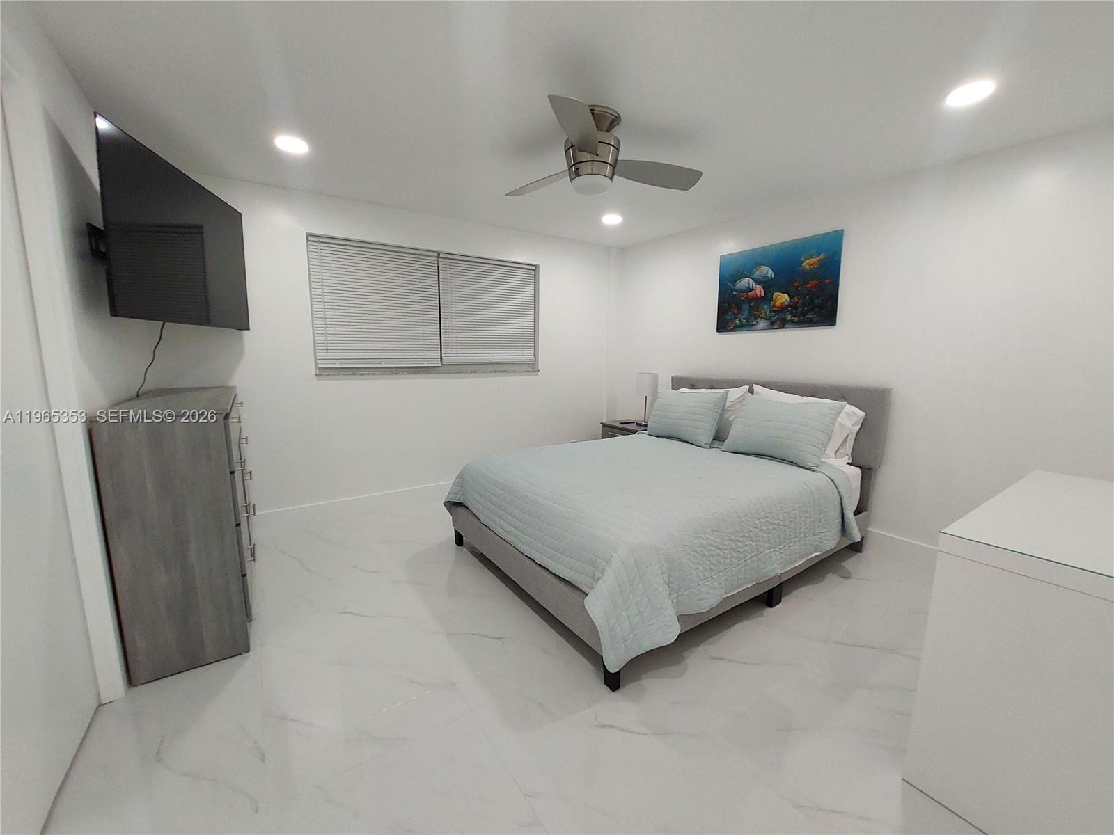 PARK LAYNE TOWERS CONDO - Residential Lease