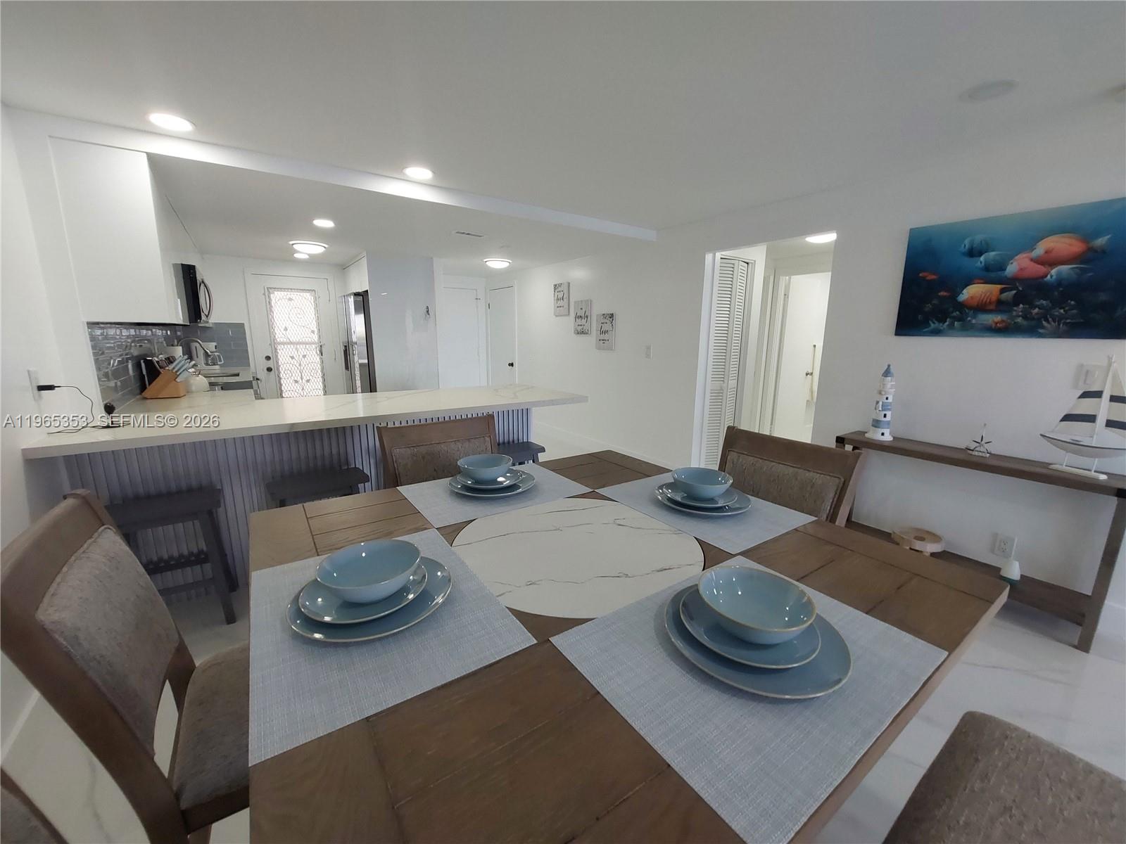 PARK LAYNE TOWERS CONDO - Residential Lease