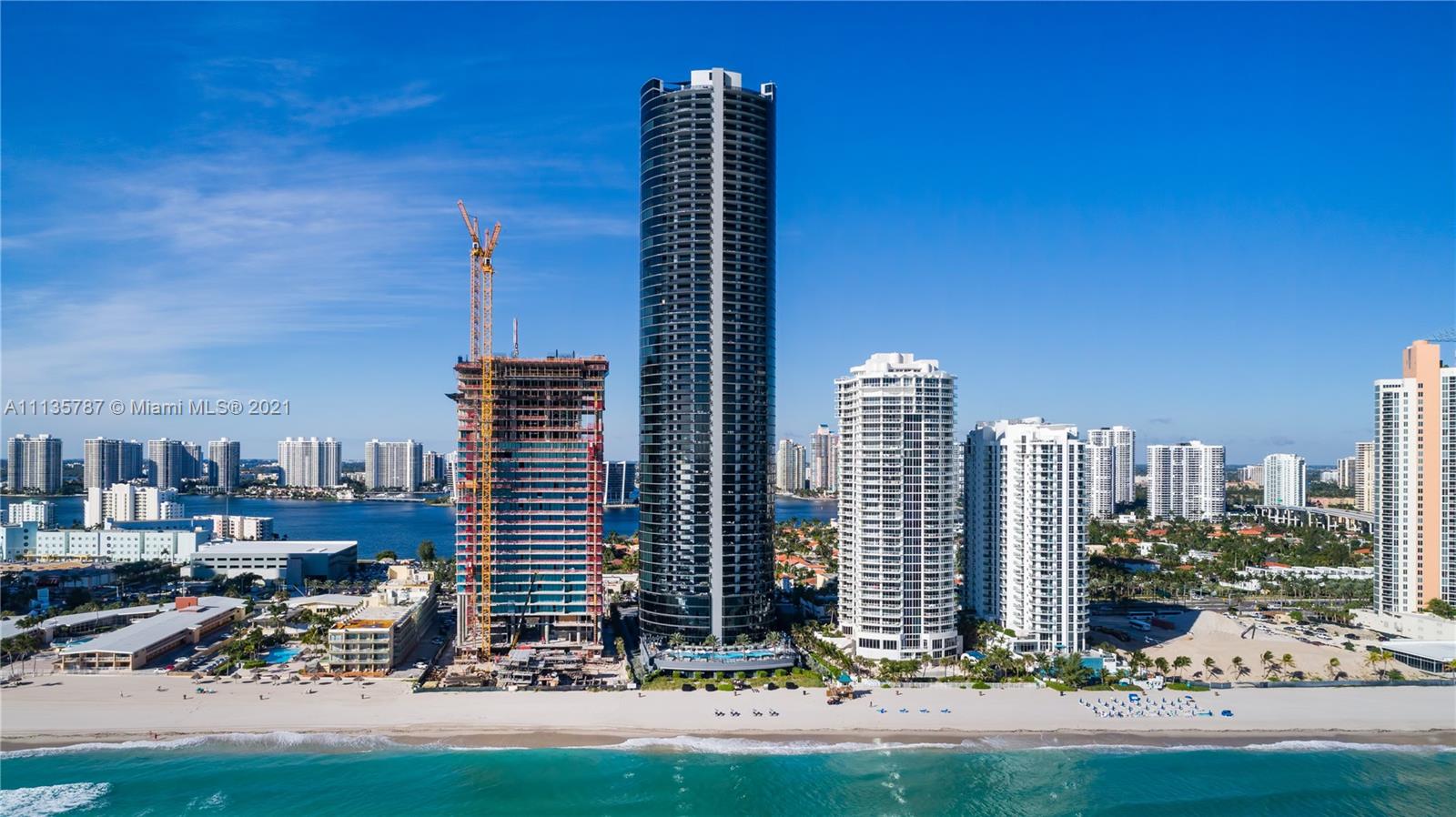 18555 COLLINS AVENUE COND - Residential