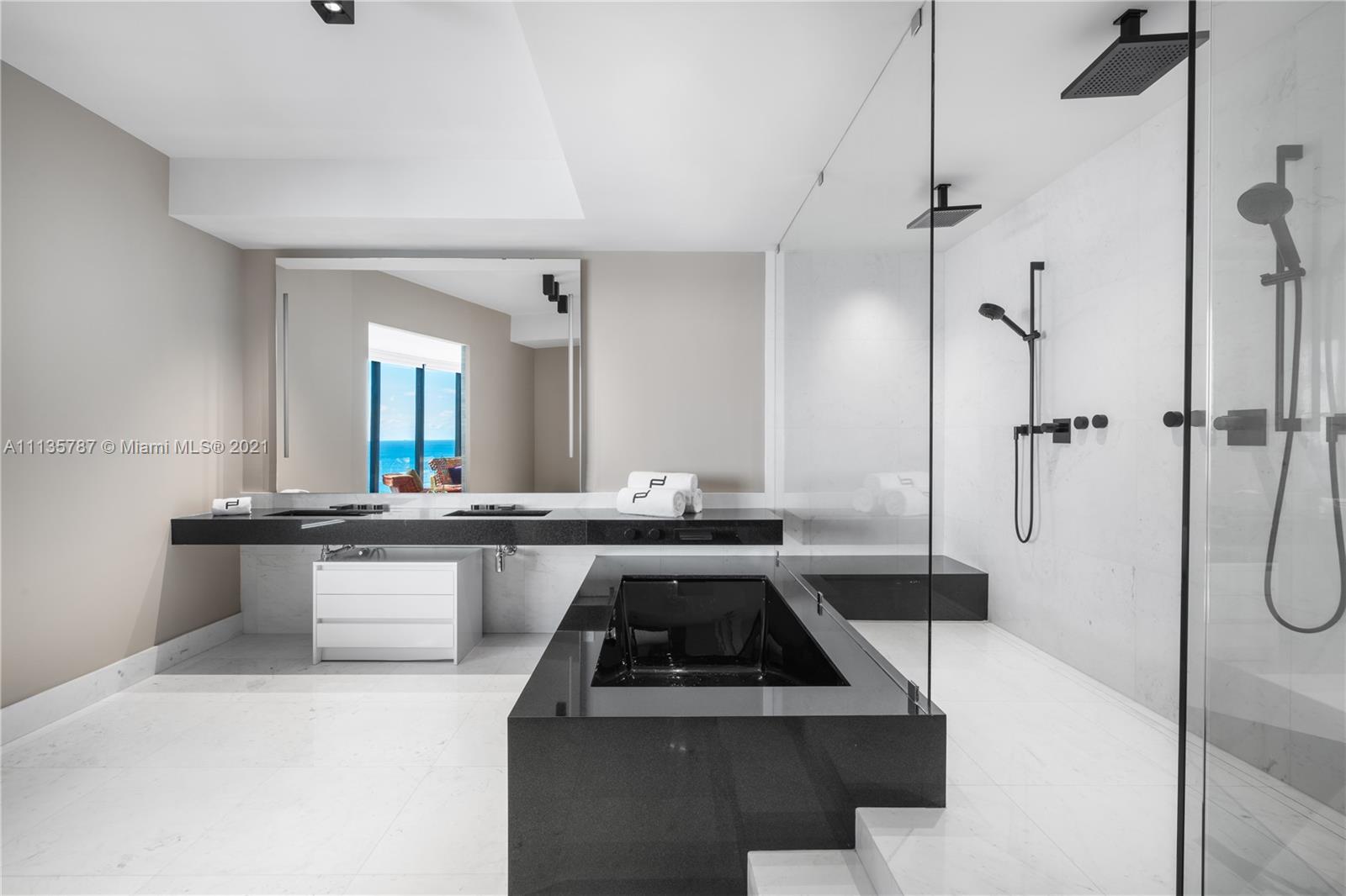 18555 COLLINS AVENUE COND - Residential