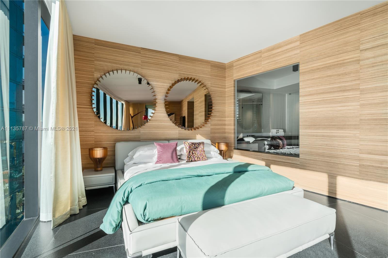 18555 COLLINS AVENUE COND - Residential