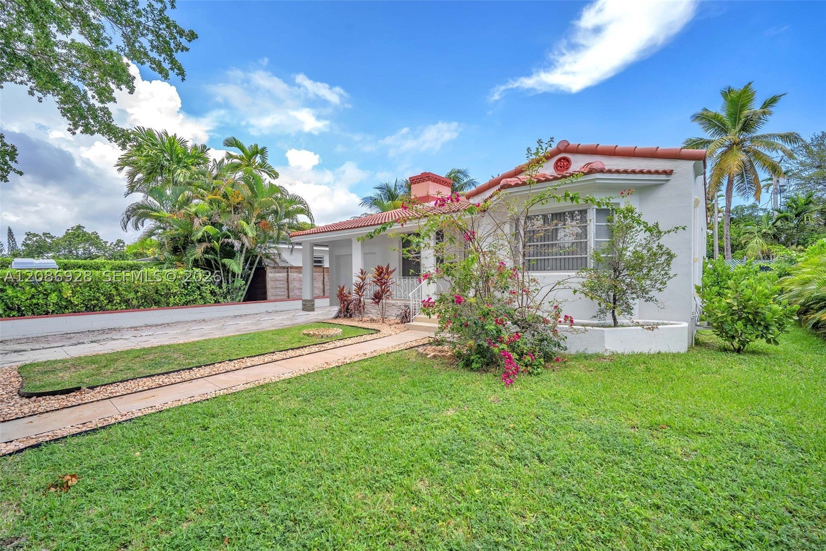801 SW 24th Rd
