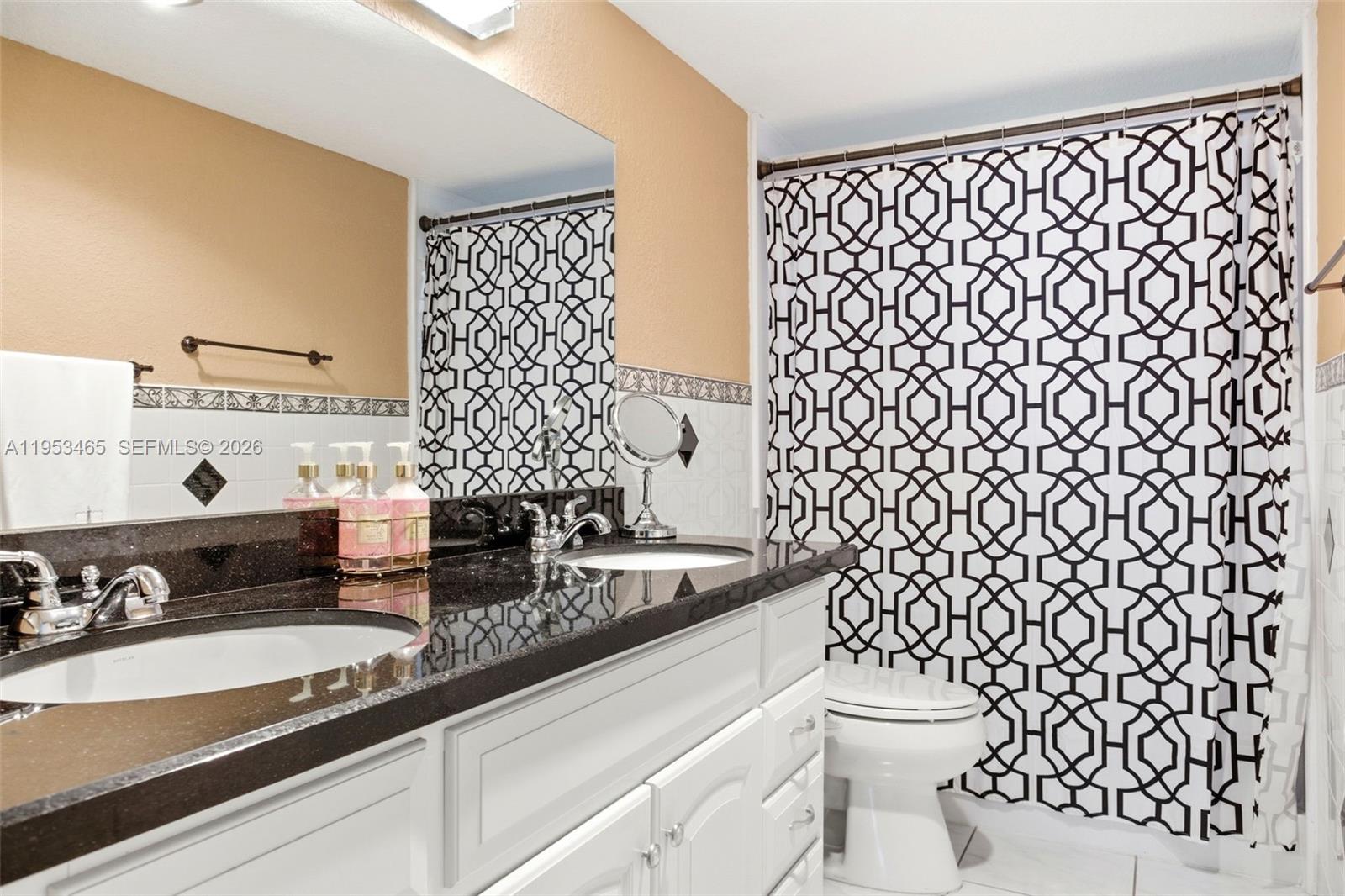 POLYNESIAN GARDENS 4 COND - Residential