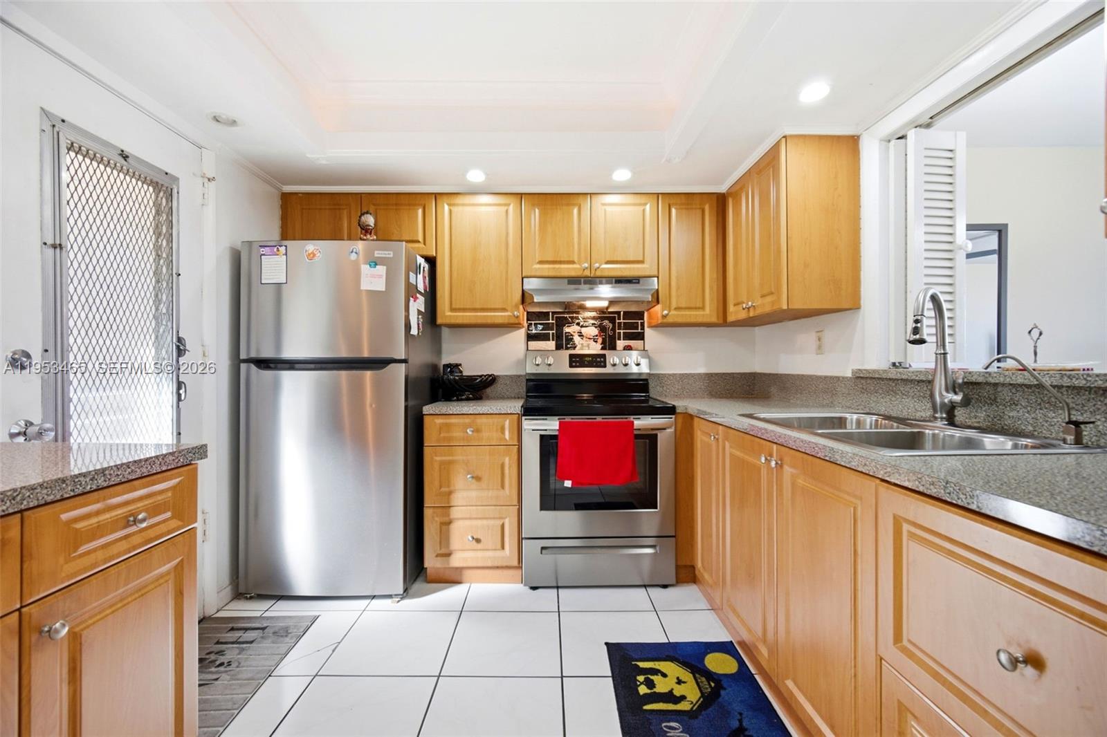 POLYNESIAN GARDENS 4 COND - Residential