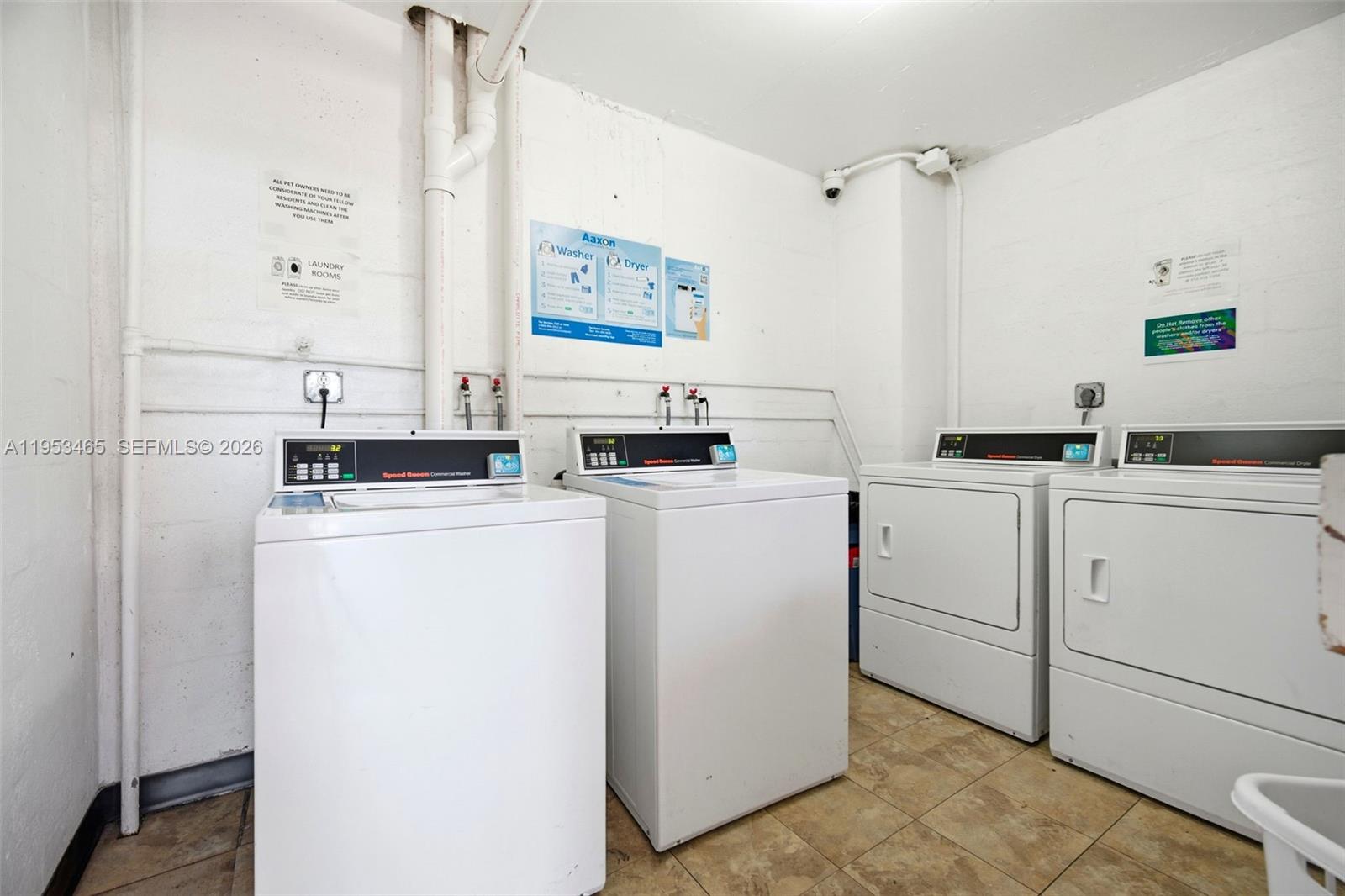 POLYNESIAN GARDENS 4 COND - Residential