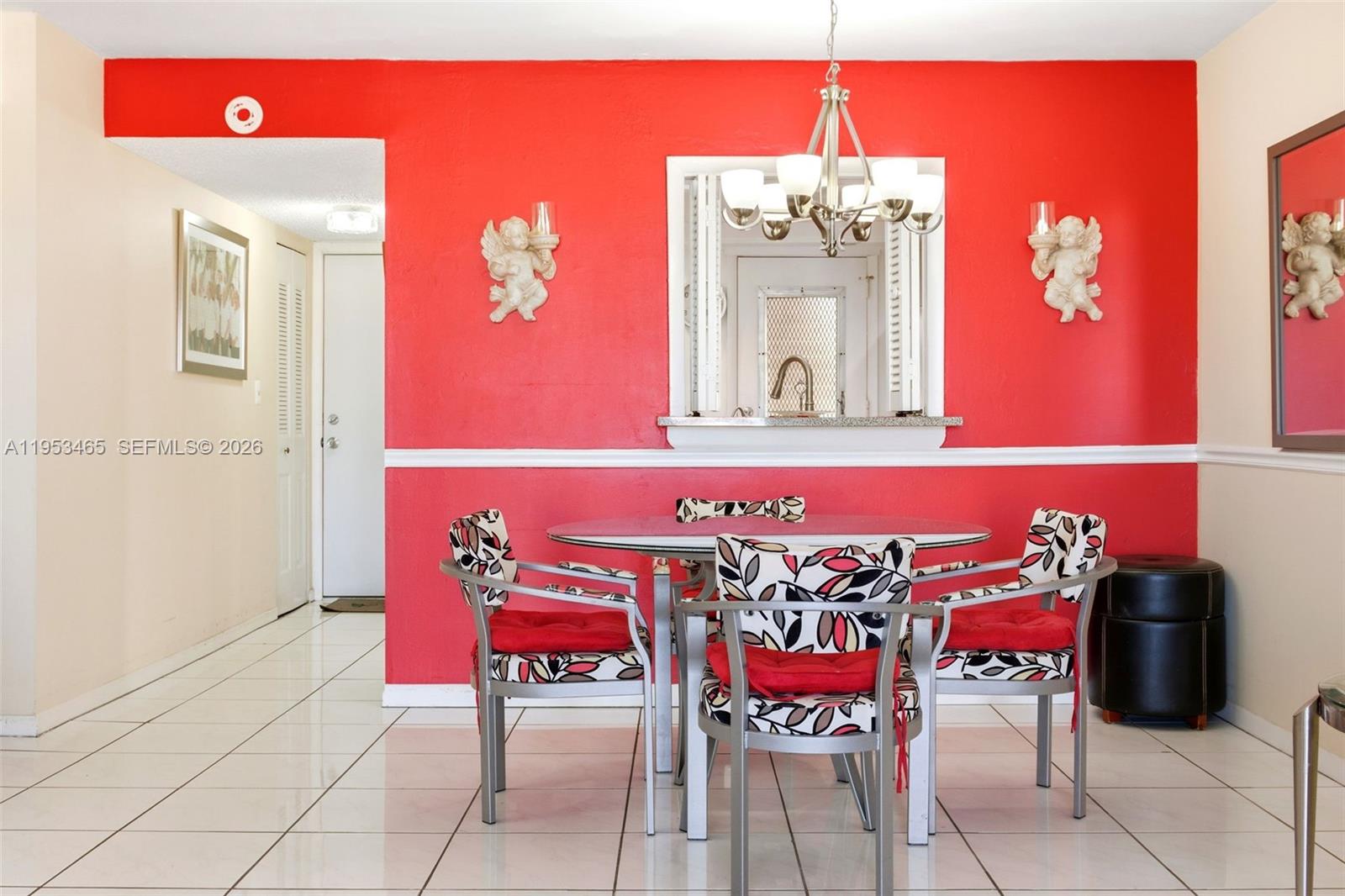 POLYNESIAN GARDENS 4 COND - Residential