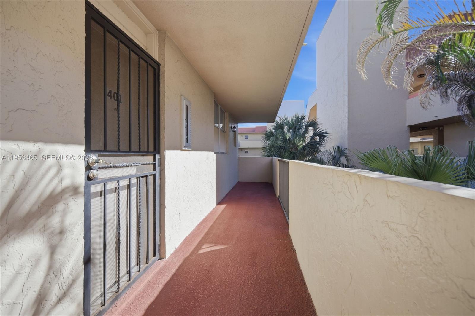 POLYNESIAN GARDENS 4 COND - Residential